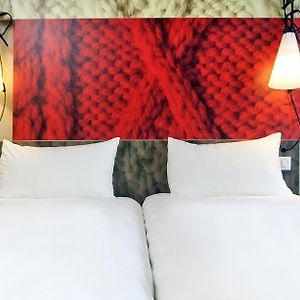 Habitación Estándar con 2 Camas Individuales